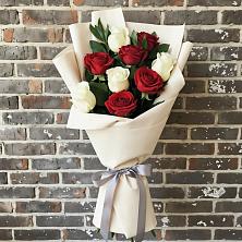 Букет цветов из:  Розы в Завьялово Алтайского края