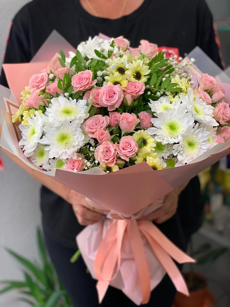 Букет цветов из: Розы и Хризантемы в Завьялово Алтайского края