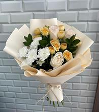 Букет цветов из:  Розы и Хризантемы в Завьялово Алтайского края