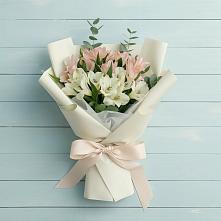 Букет цветов из:  Альстромерии в Завьялово Алтайского края