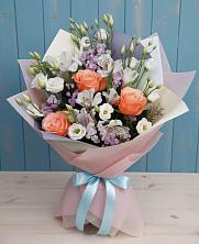 Букет цветов из:  Лизиантусы, Розы, Альстромерии и Гипсофила в Завьялово Алтайского края