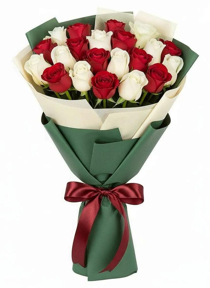 Букет Микс из красных и белых роз в Завьялово Алтайского края