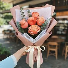 Букет цветов из:  Розы в Завьялово Алтайского края