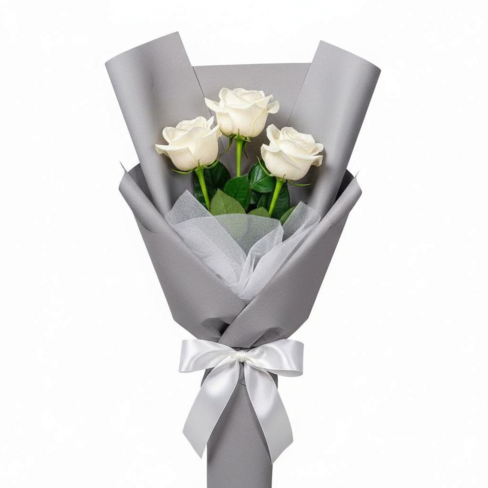 Букет 3 белые розы в Завьялово Алтайского края