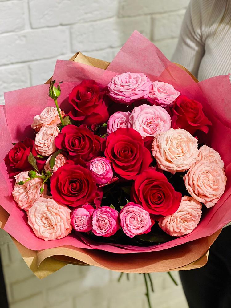 Букет цветов из: Розы в Завьялово Алтайского края