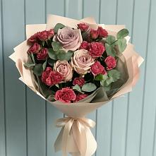 Букет цветов из:  Гвоздики и Розы в Завьялово Алтайского края