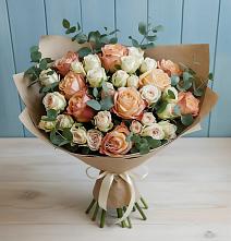 Букет цветов из:  Альстромерии и Розы в Завьялово Алтайского края